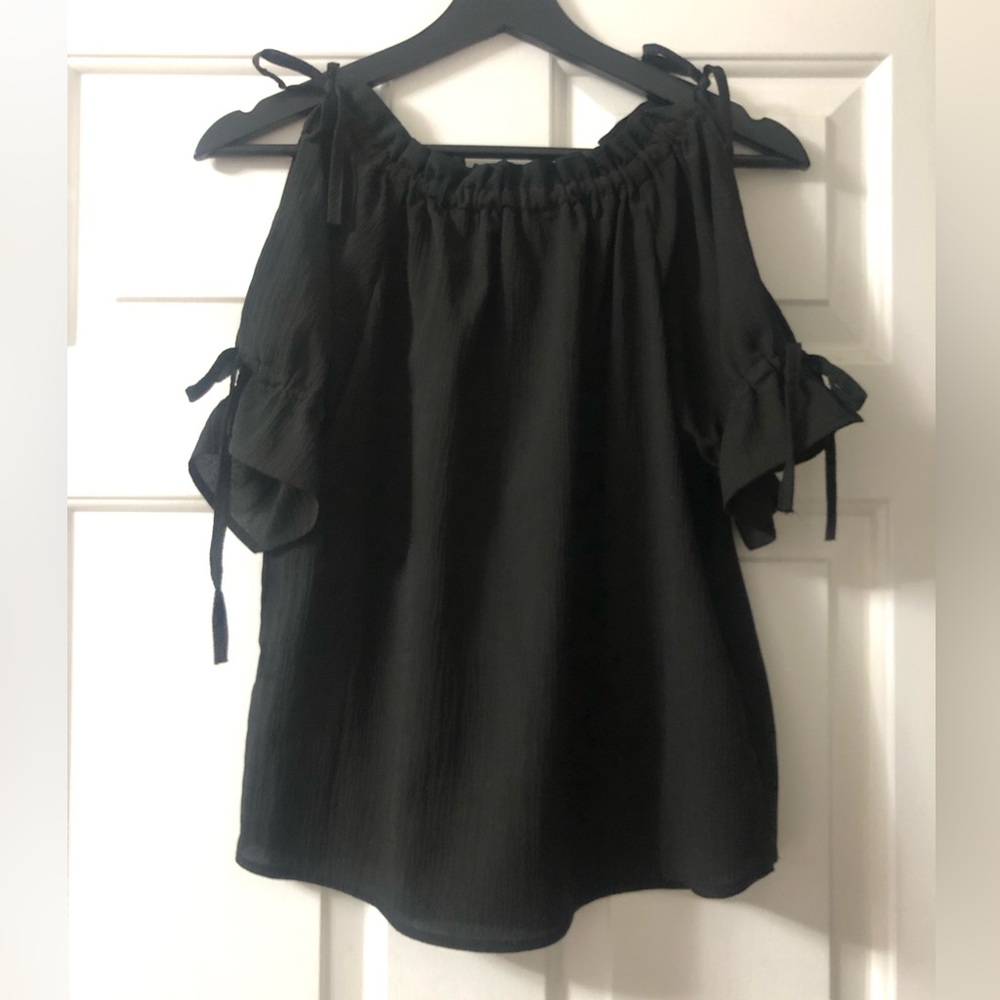 Black tie short sleeve
